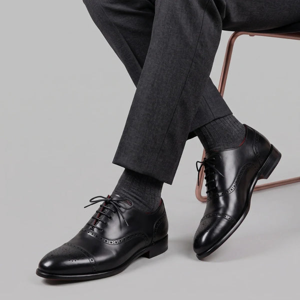 Elegant men's black leather semi brogue oxford