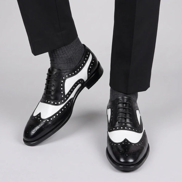 Spectator Wingtip Oxford - Black & White